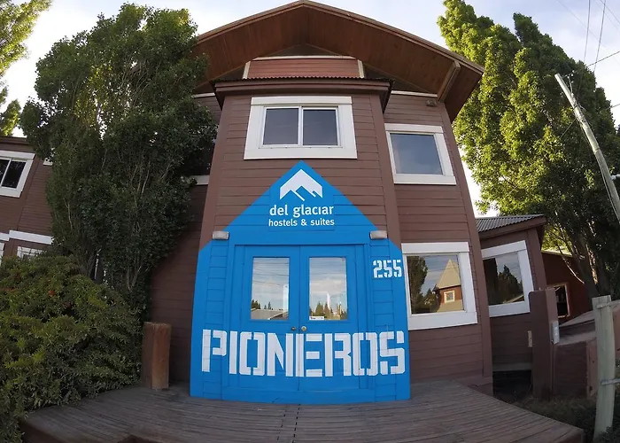 Del Glaciar PionerosHostal